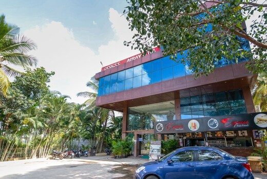 Royal Airavatha Residency