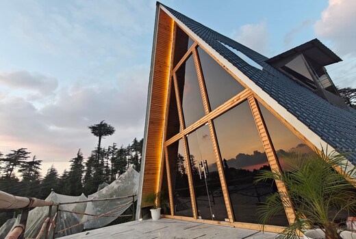 A Shape Cabin Private Jaccuzi