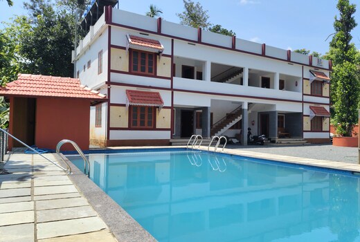 Empire Life Pool Villa