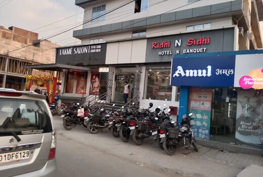 Hotel Ridhi N Sidhi