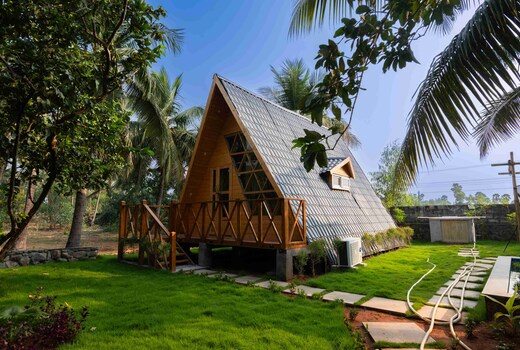 Adu's Farm - Wood House