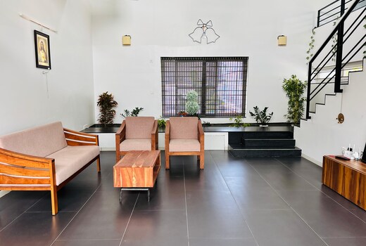 Joy's Villa - Premium 3BHK Staycation in Mannuthy