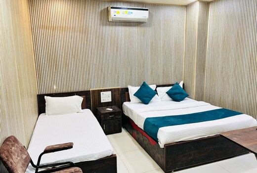 Hotel Lotus Residency