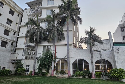 Hotel Varuna