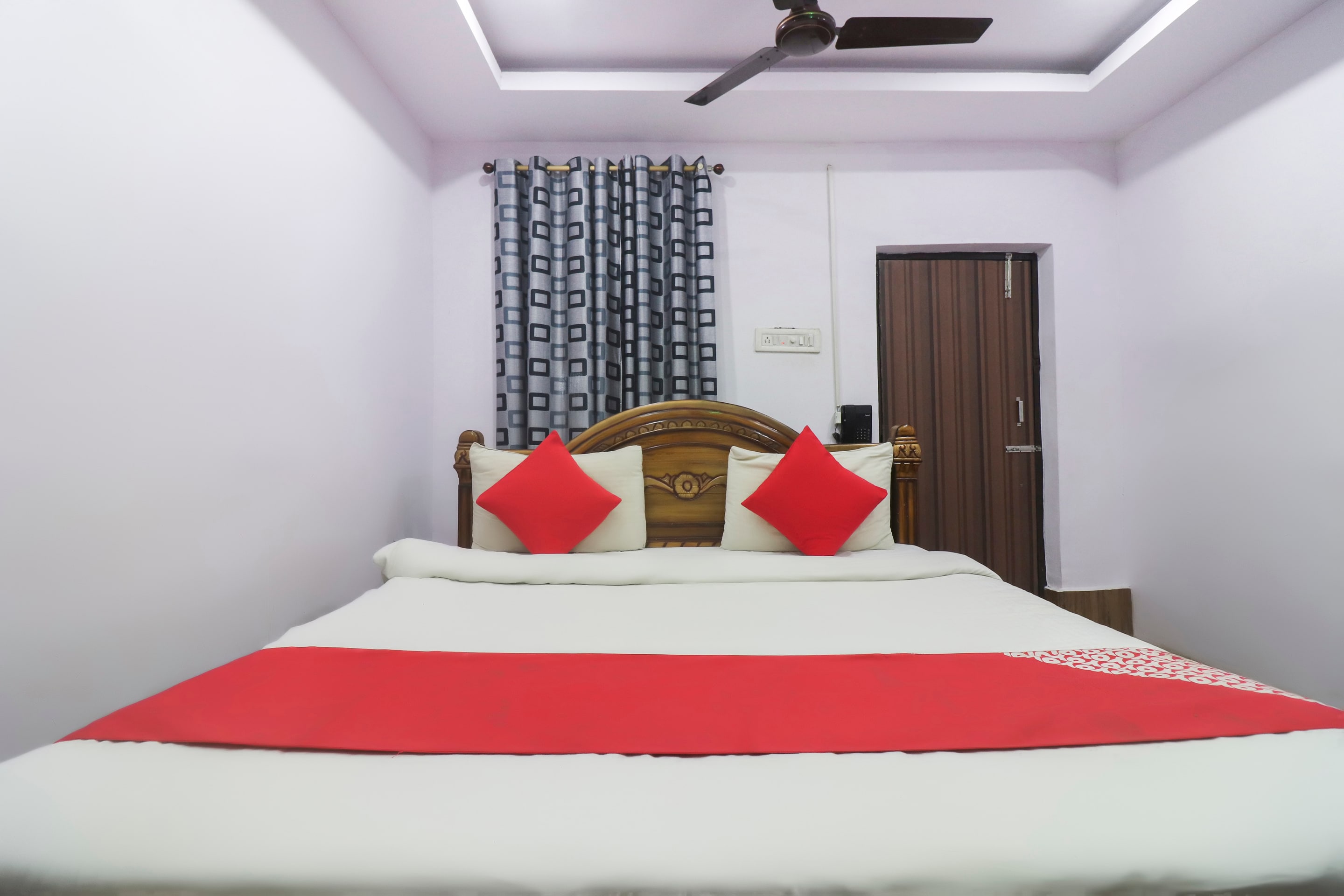 HOTEL O MAJESTIC MANOR