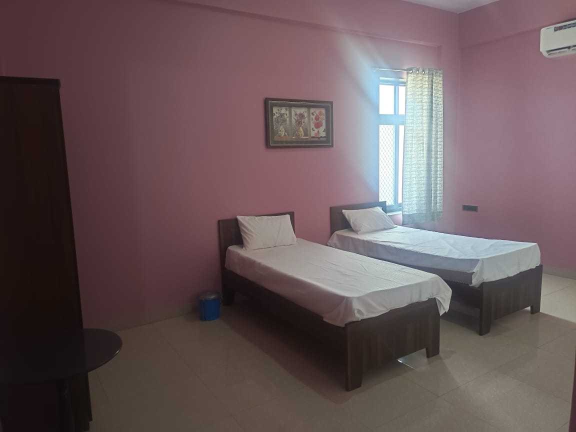 Hotel O Nehra Tower