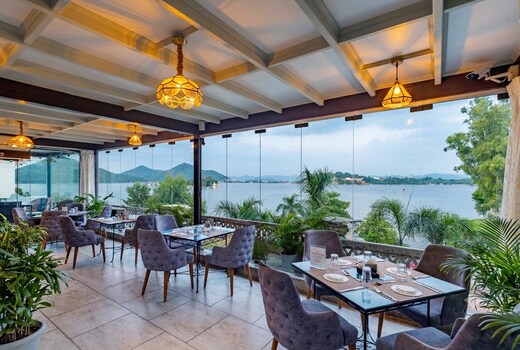 Panna Vilas - A Lake Facing Boutique Hotel