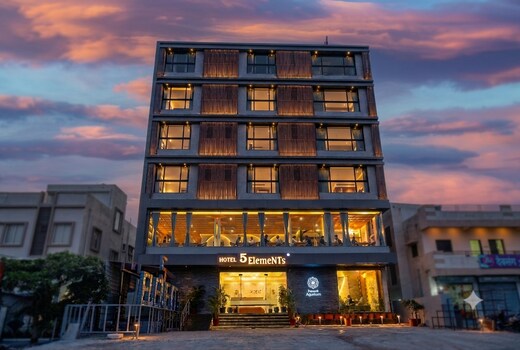 Hotel 5 Elements By Fidato Hotels