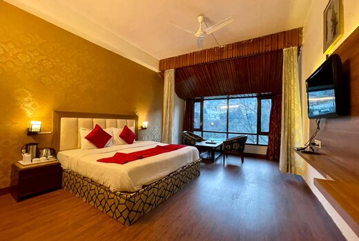Hotel Sitara International