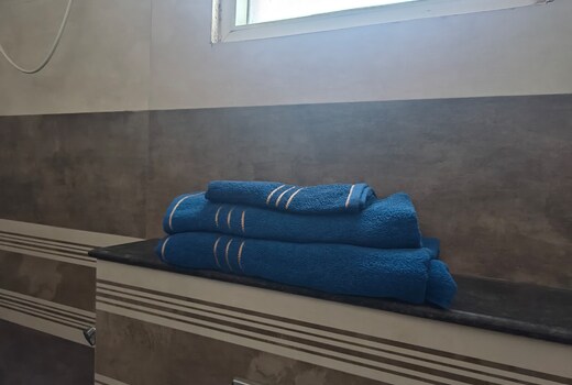 Hawa Homes Dew Single Room