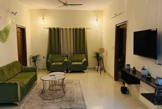 Grootstays | Entire 3BR Apartment