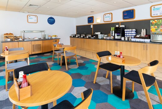 Holiday Inn Express Gloucester - South