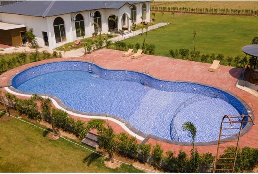 Luxury Stay in Jim Corbett Pool Nature Views