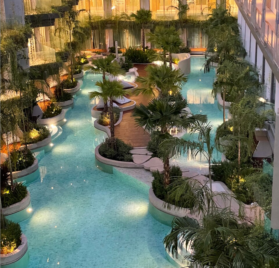 Panwaburi Beachfront Resort