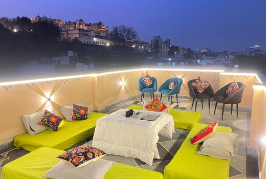 Funky Backpackers By Sunshin Hoteliers