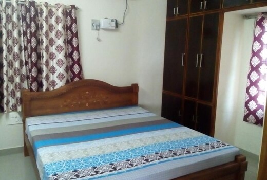 G K Homestay mountain view