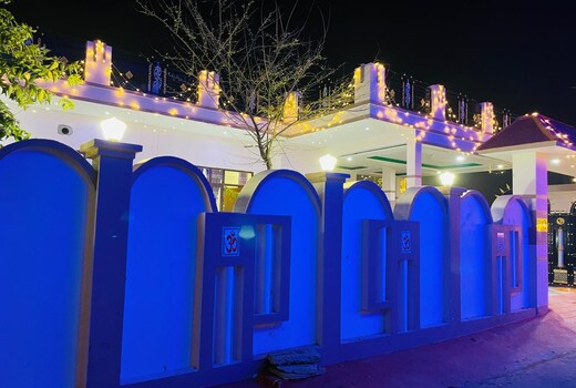 SARATHI HOME STAY