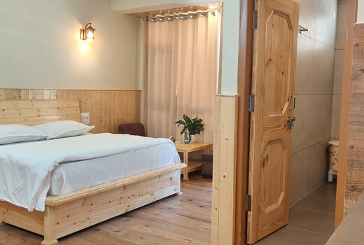 Hotel Turquoise - A Truly River Side Hotel & Cafe