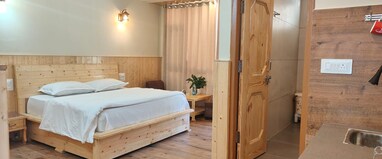 Hotel Turquoise - A Truly River Side Hotel & Cafe