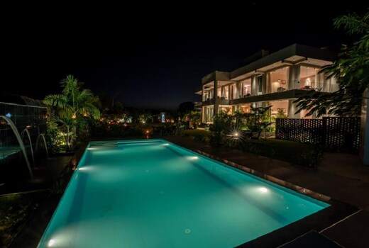 RASA Luxe A Luxury Stay