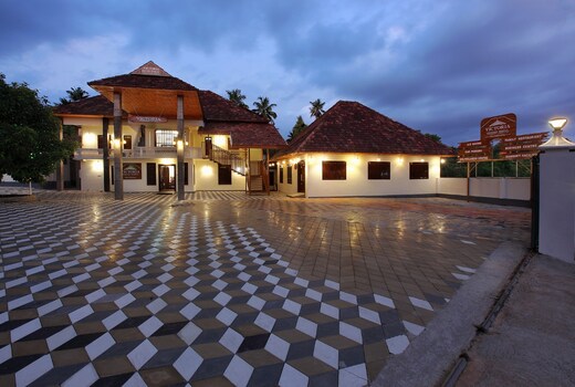 VICTORIA HOTELS AND RESORTS