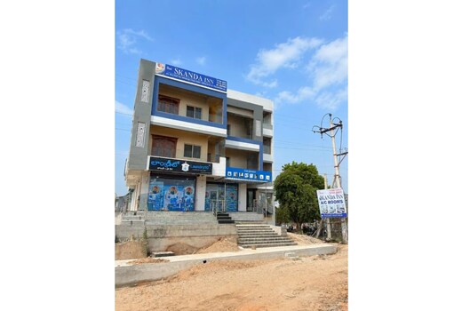 FabHotel Skanda Inn