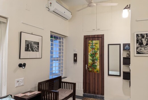 Disharee 51A Rooms