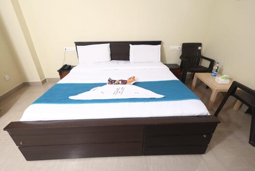 Shiva S Grand
