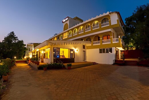 Hotel Hilltop by Fidato