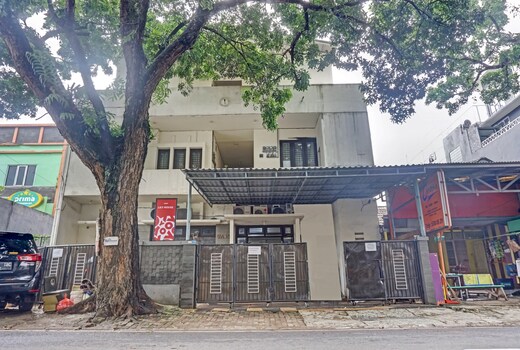 Hotel O Lily House