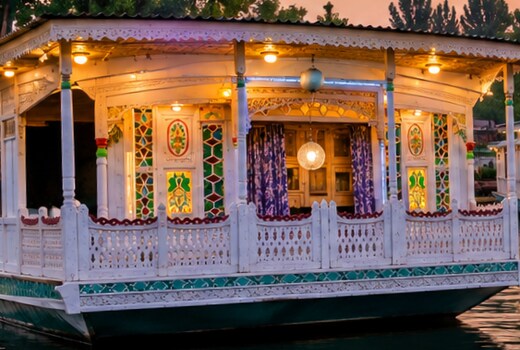 Houseboat Switzerland Front Line Dallake