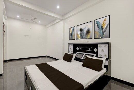 SPOT ON Galaxy Hotel