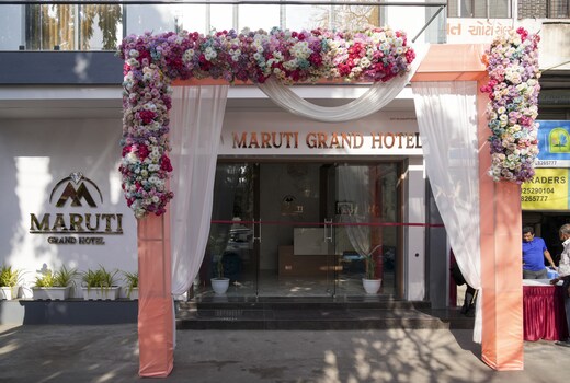 MARUTI GRAND HOTEL