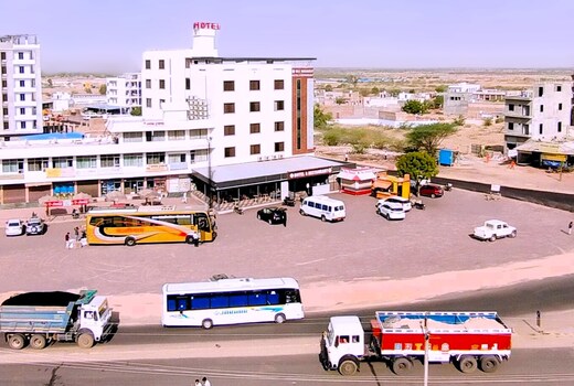 MAA NAGANARAY HOTEL