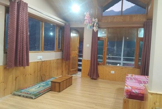 Himalyan Hill s Manali 3