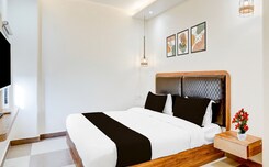 Super Townhouse Oak Viman Nagar Formerly Kuber Inn