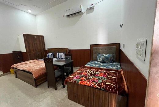Natti raj residency