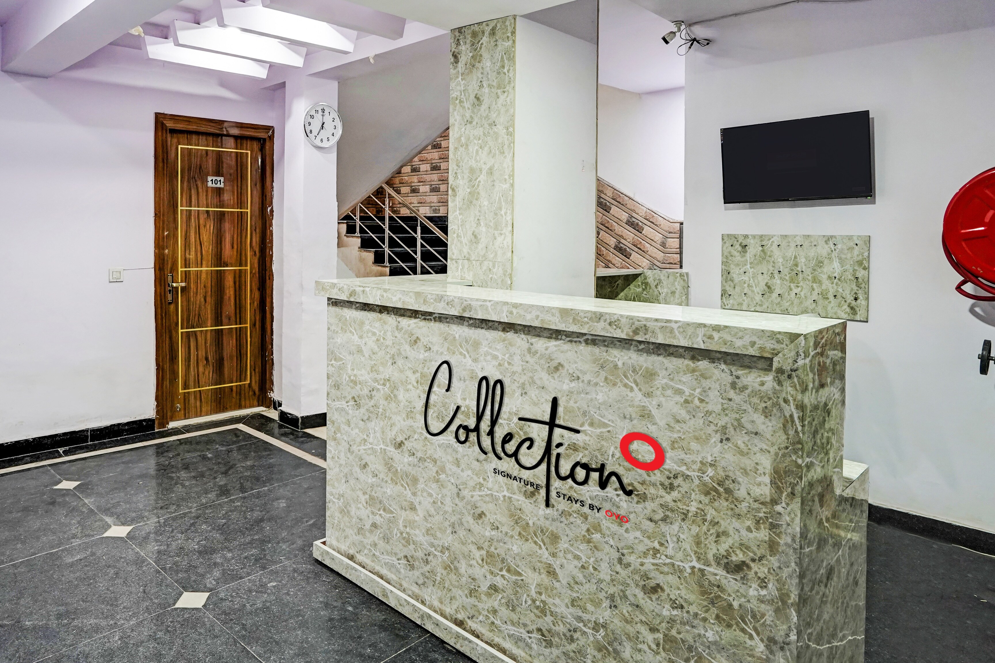 Collection O Grand King Hotel