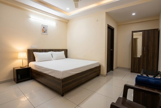 Hotel Aarav Residency