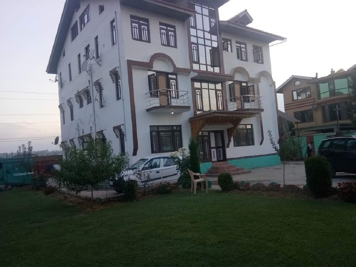 KUCHAY GUEST HOUSE