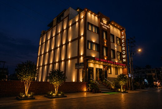 Crown Hotel Agra near Taj Mahal
