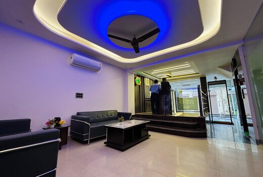 Hotel ECG Grand