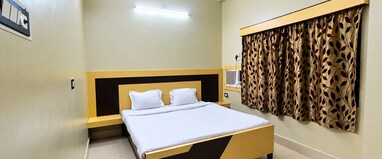 HOTEL CHANDRAJYOTI INN