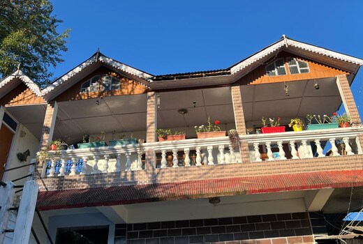BHUGUNG HOMESTAY