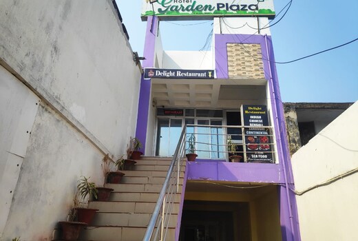 HOTEL GARDEN PLAZA