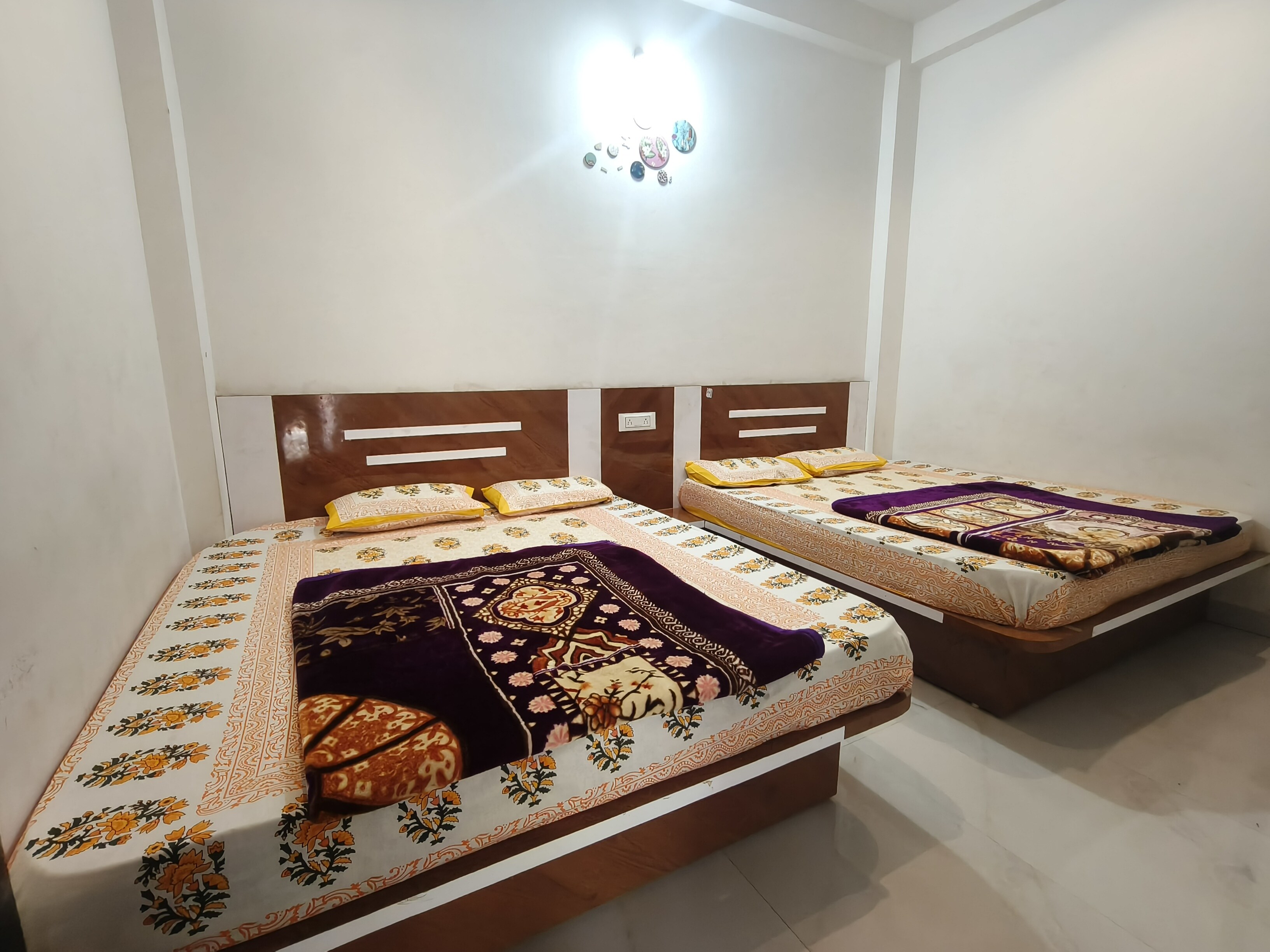 Hotel Tanisha inn