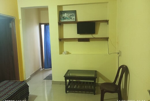 Tushar Homestay