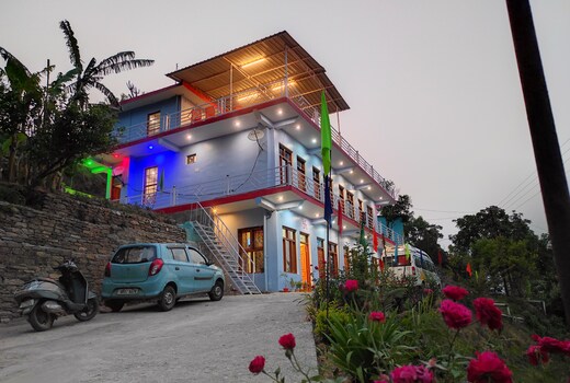 Radha Gopal Royal Kausani