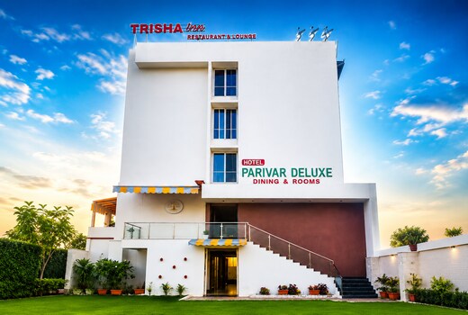 Hotel Parivar Deluxe