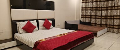 Hotel Sant Kripa Palace